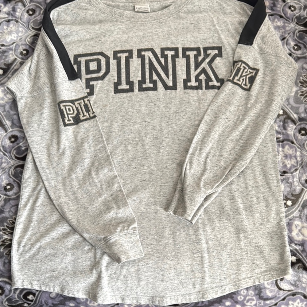 Victoria's Secret PINK Gray Long Sleeve Shirt